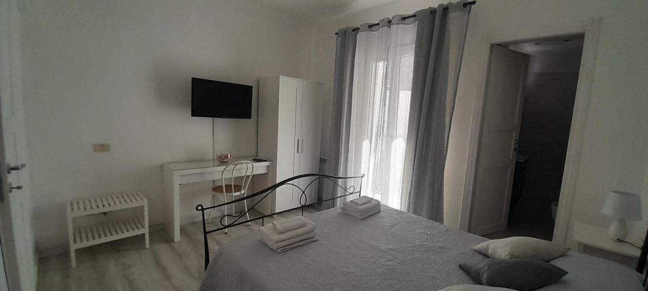Margherita Guest House Olbia Buitenkant foto